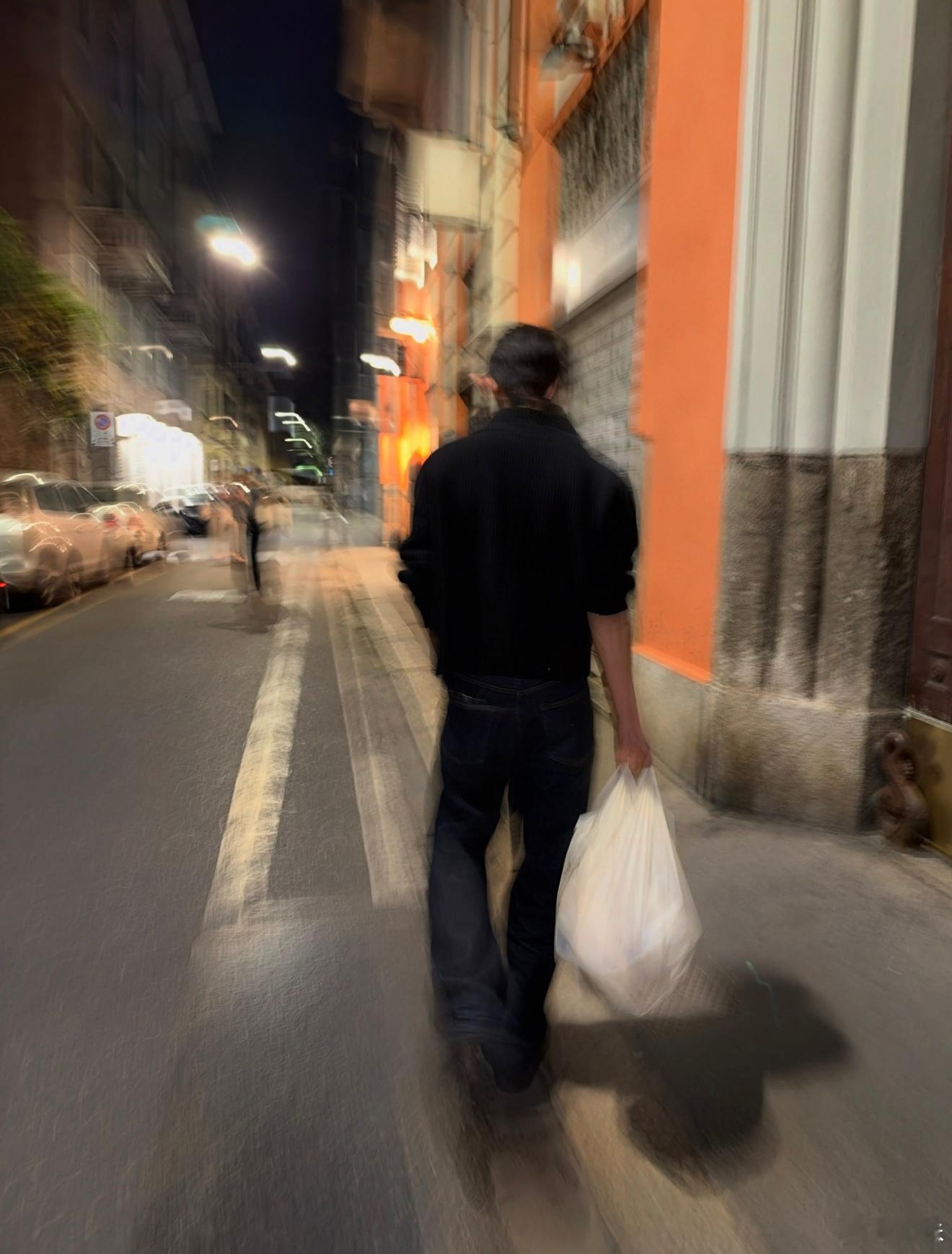 急急急，全网捞人，超市偶遇一个帅哥是谁啊？原来是朴时宇 ​​​