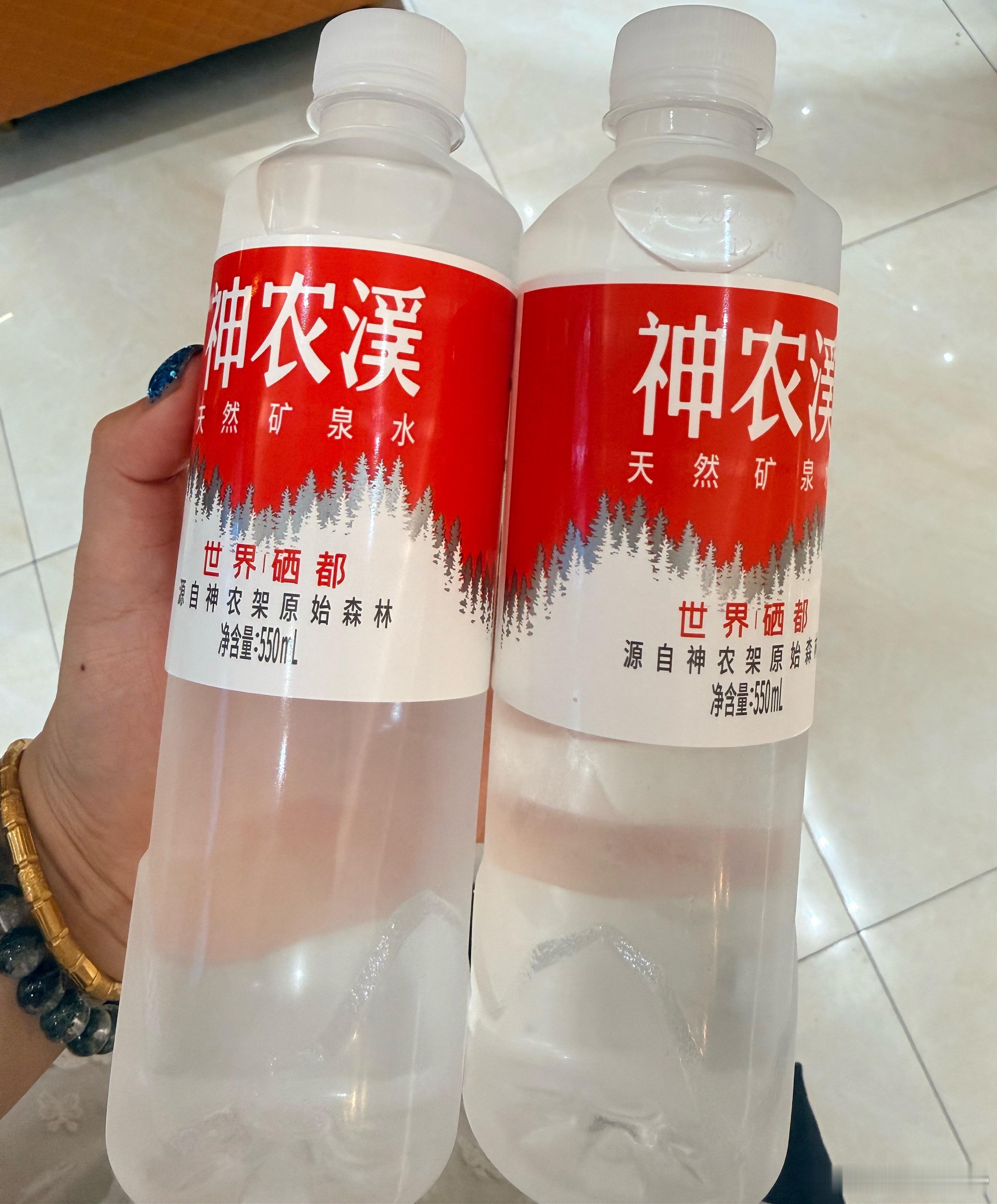 吃吃吃吃虾🦐 