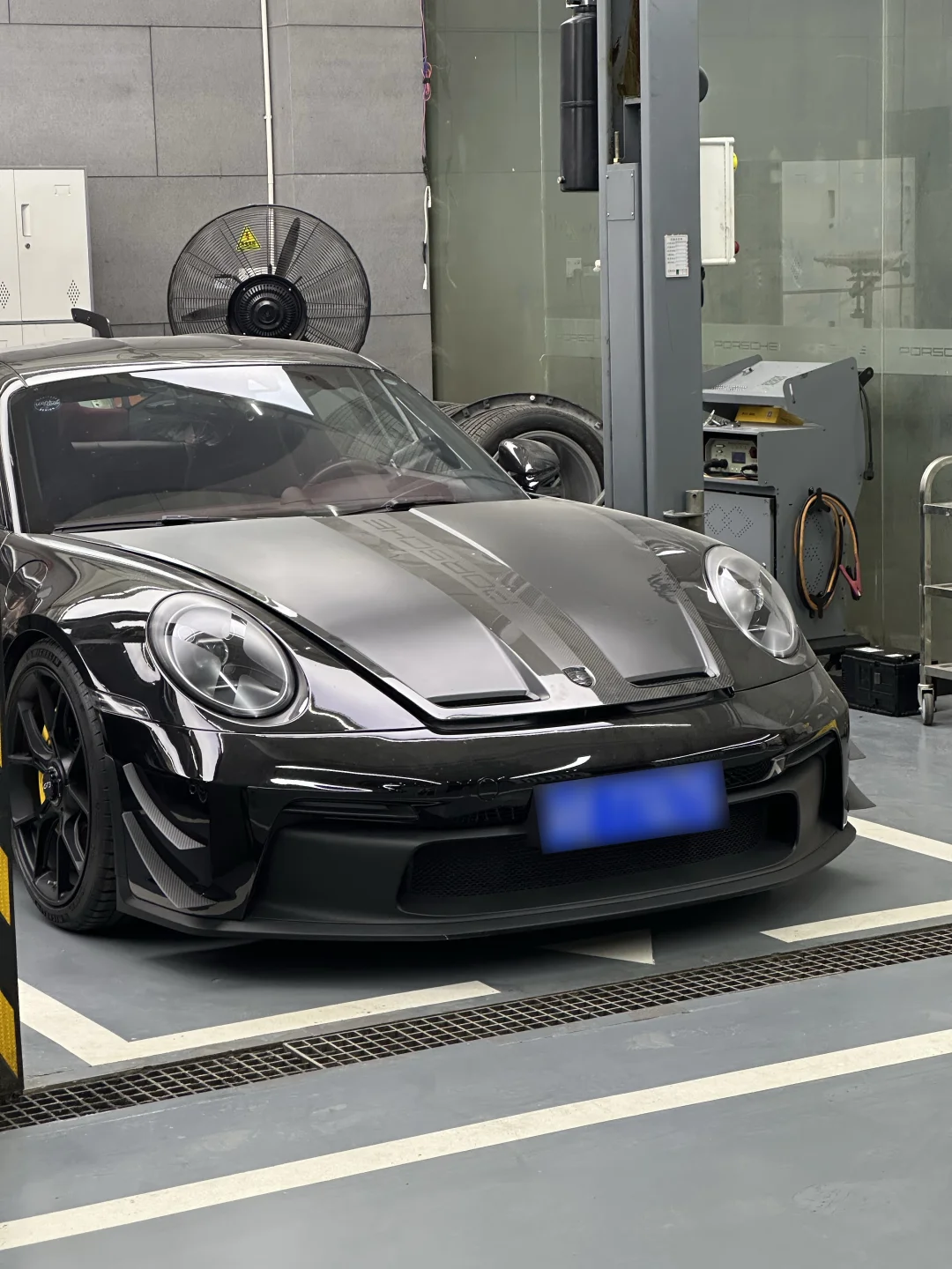 GT3包围风刀点缀！
