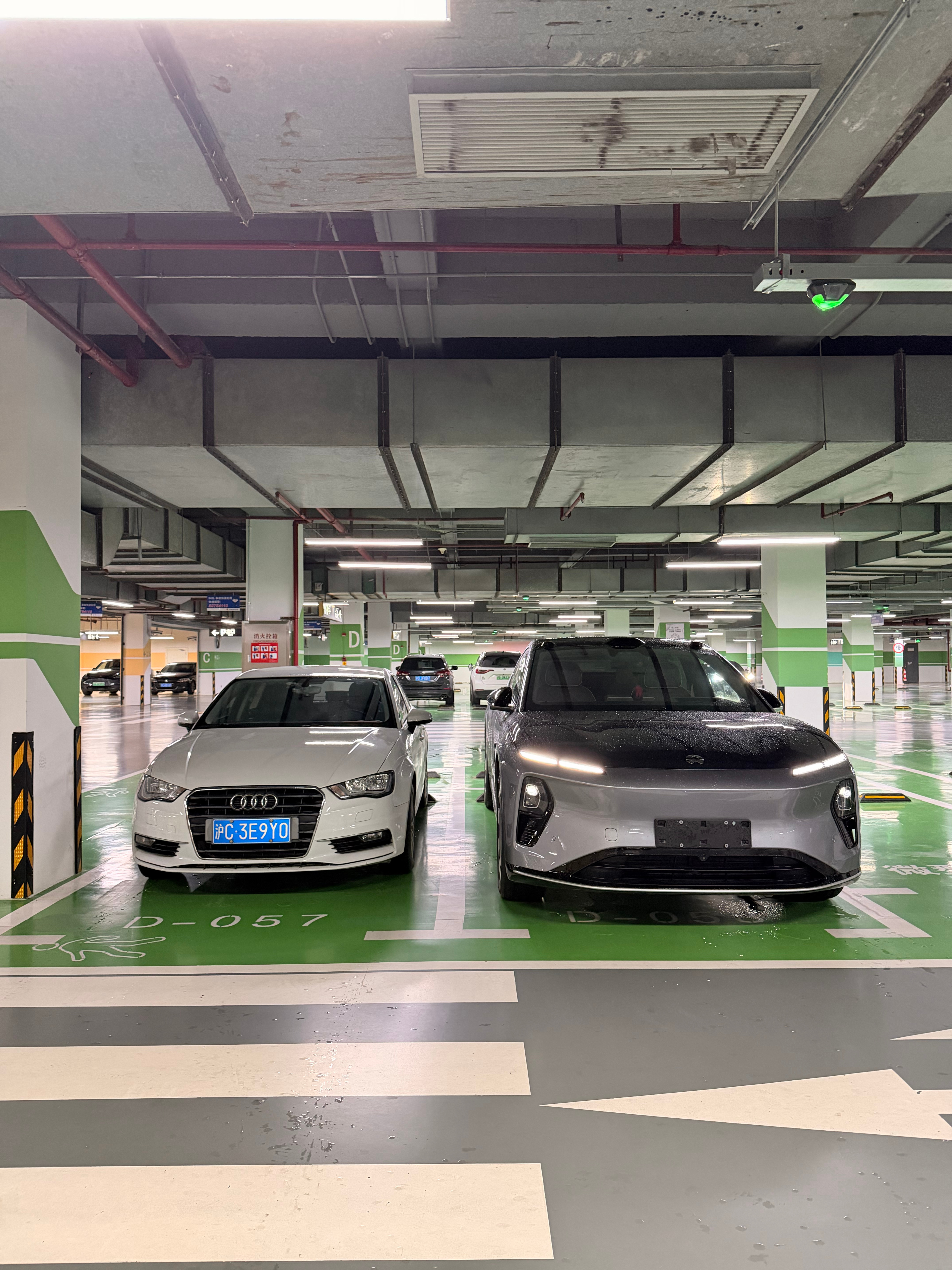 蔚来et9 是真大 上海·百联奥特莱斯广场(上海・青浦)