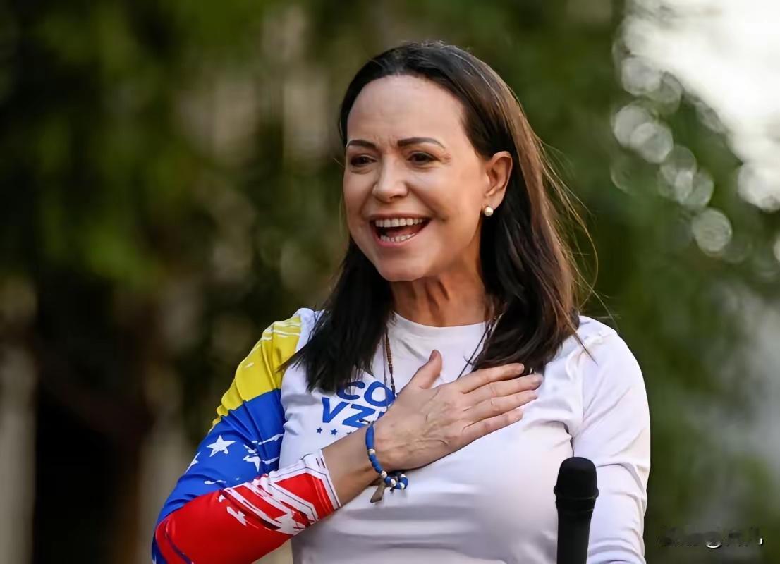 拿了诺贝尔和平奖，她所在的国家就出事了！委内瑞拉反对派领导人马查多远渡重洋偷偷摸