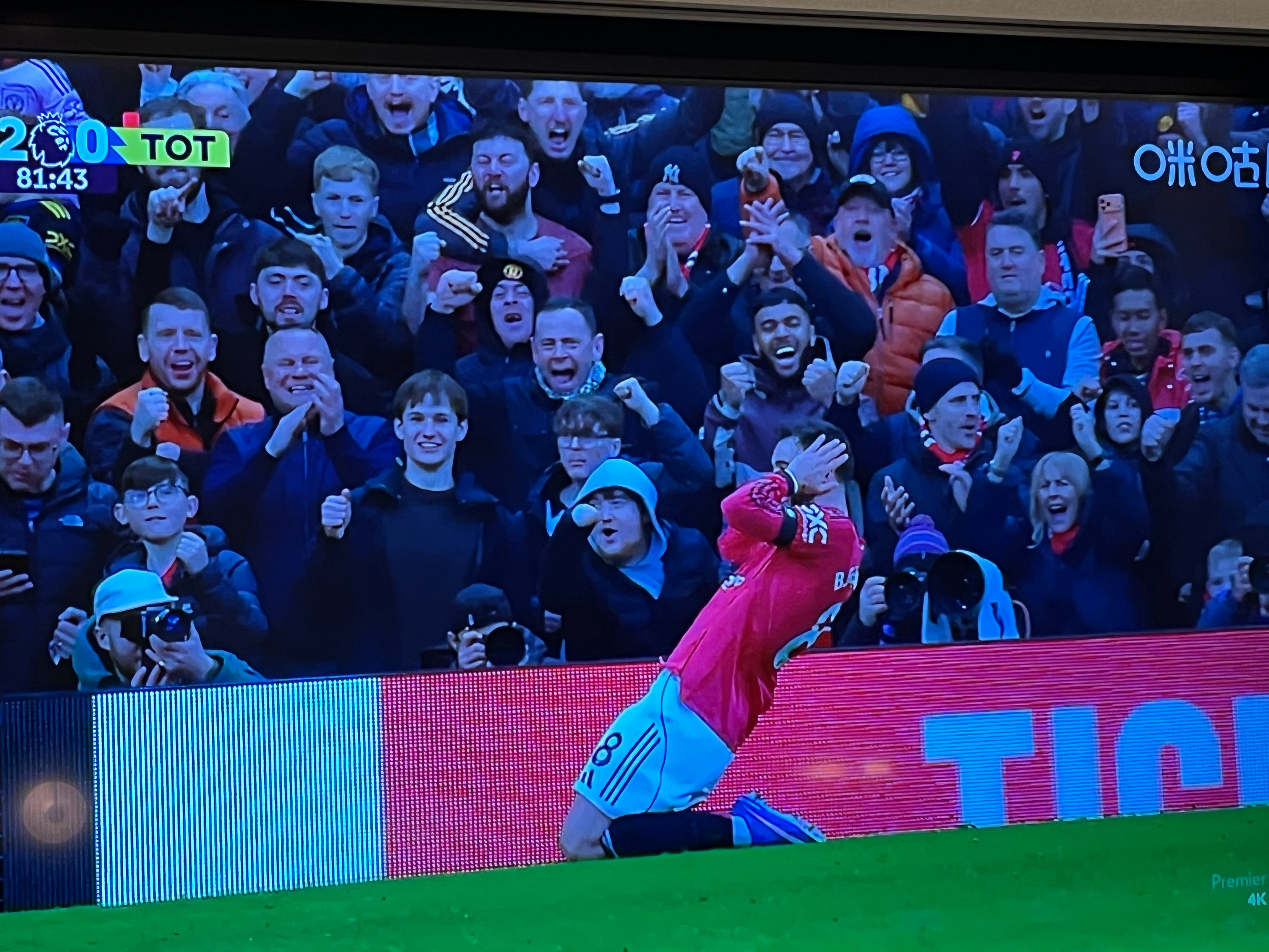 魔鬼赛程吗？卡里克的试金石再拿三分！四连胜噢！曼联2比0热刺