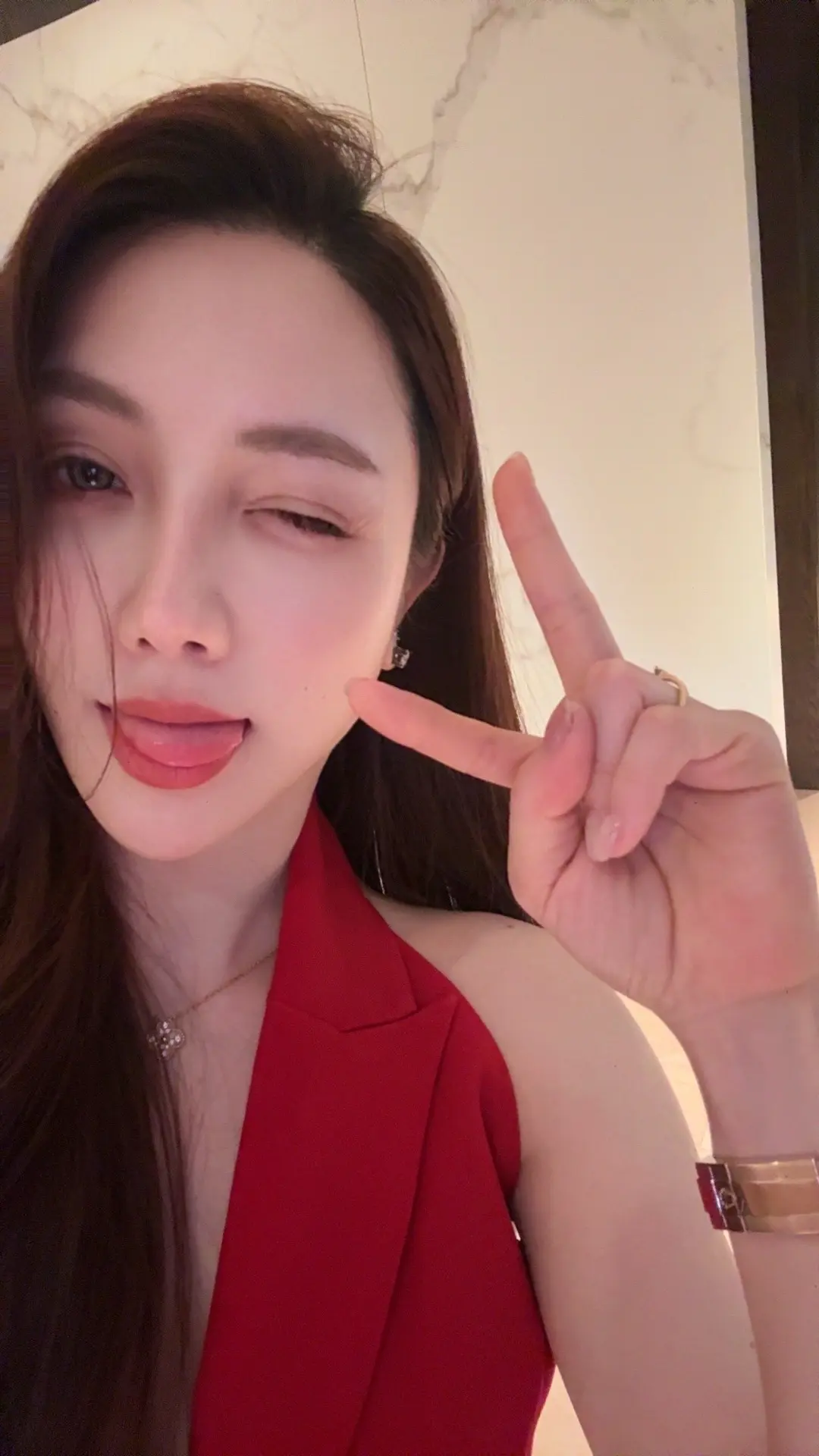 治愈系笑容 御姐