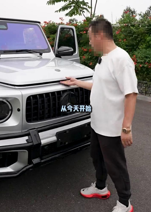 AKPA大V8，3.0T6缸发动机变大V8。从今天开始再也不用担心损友掀你的发动