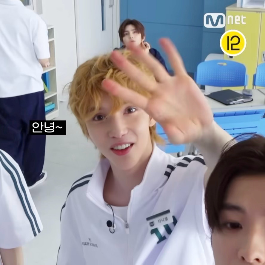 养过狗狗的都知道，幼年小狗都喜欢这样噫呜噫呜地哼唧  专栏 · 请回答宠物托管所