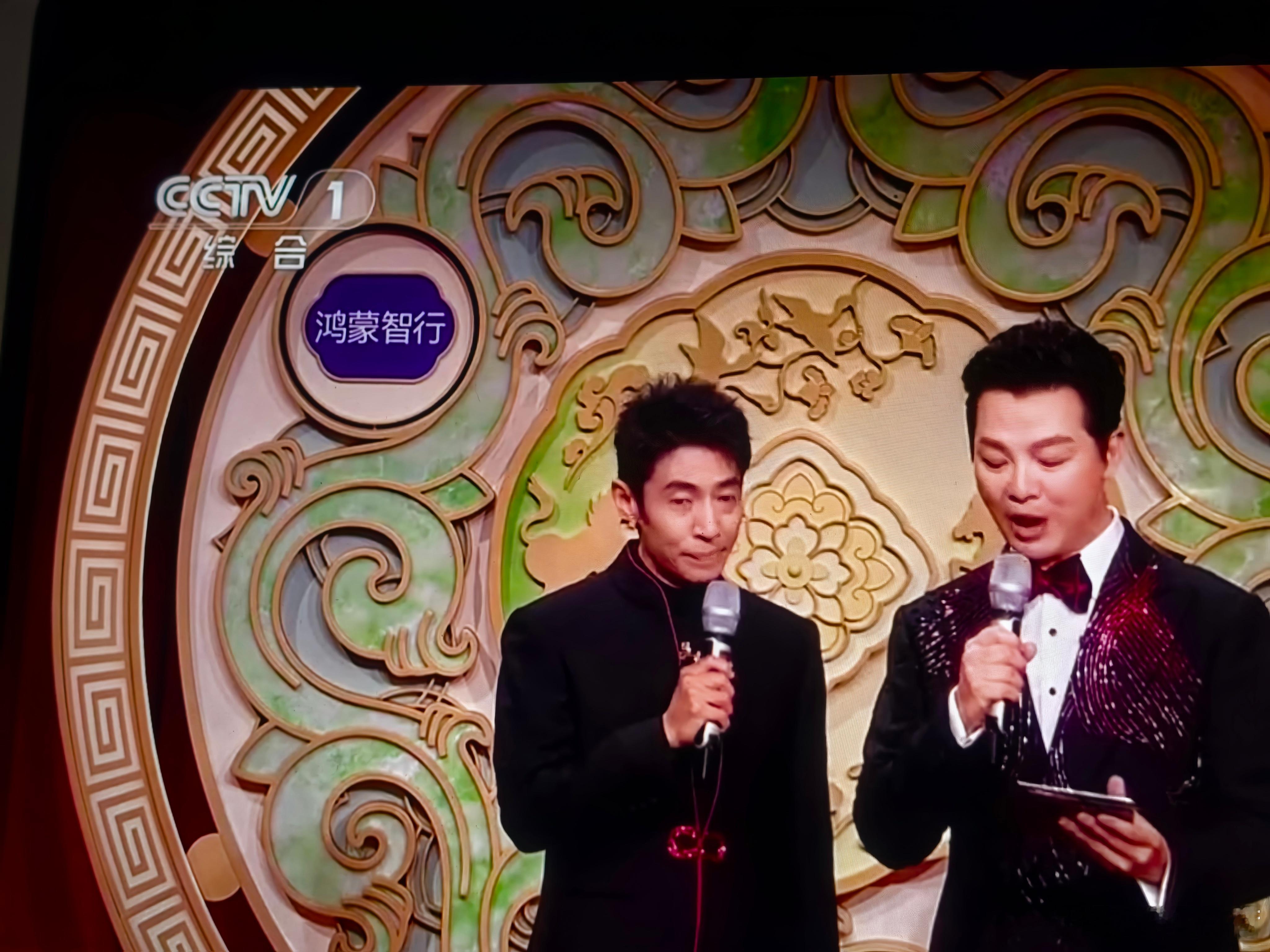 鸿蒙智行这个字也要不少钱吧？ 