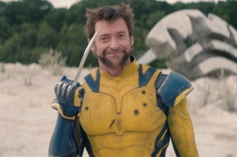 休杰克曼暖心片场照公开❤️[抱一抱] ​​​