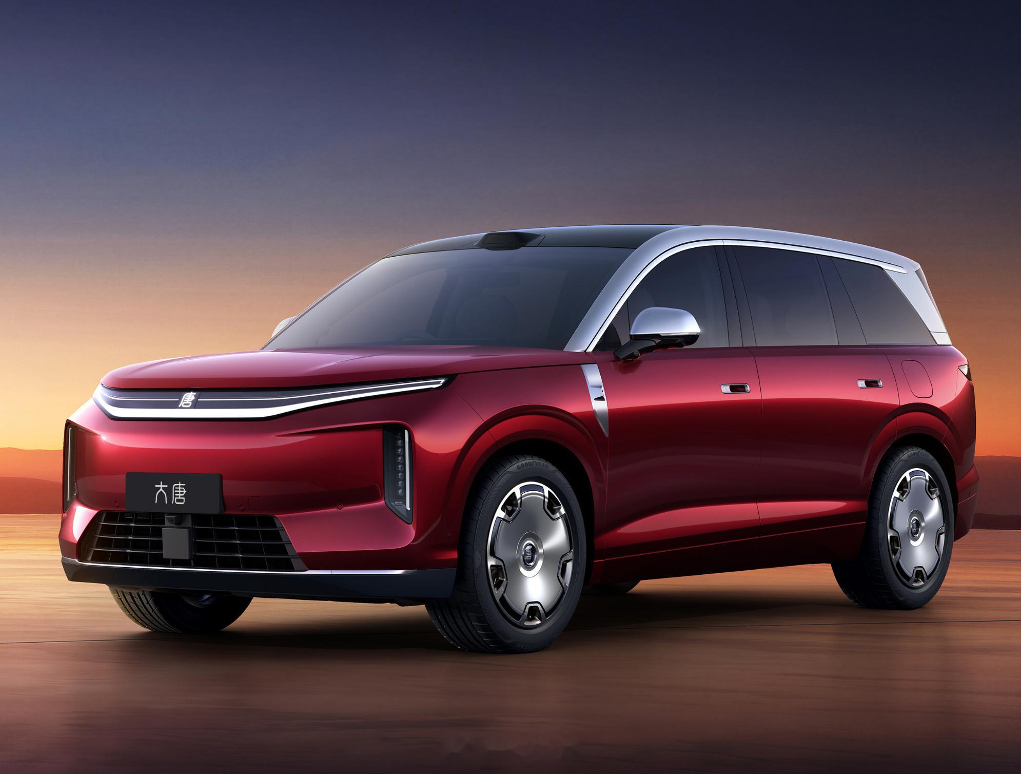 20~35 万搅动风云的三台大 SUV：零跑 D19、小鹏 GX、比亚迪大唐零跑