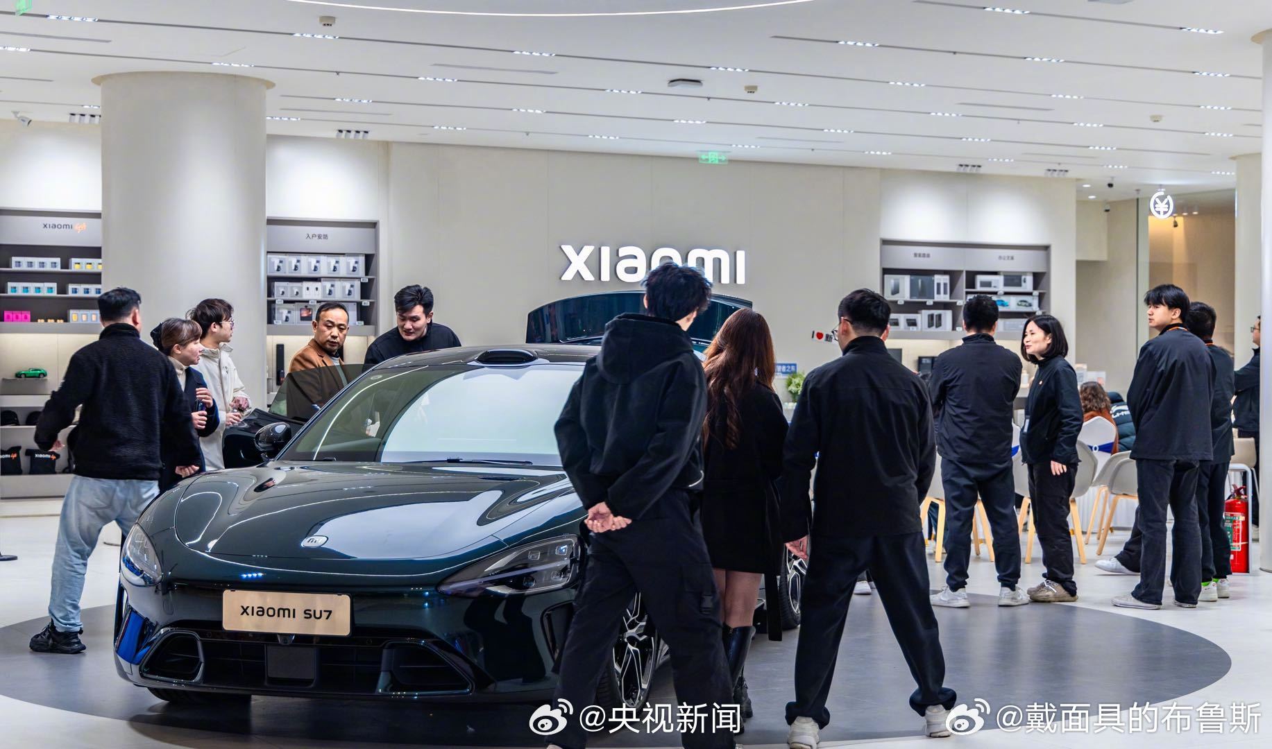 新SU7激发中国新能源车消费热  央视新闻都在夸新一代SU7，说它是中国汽车工业