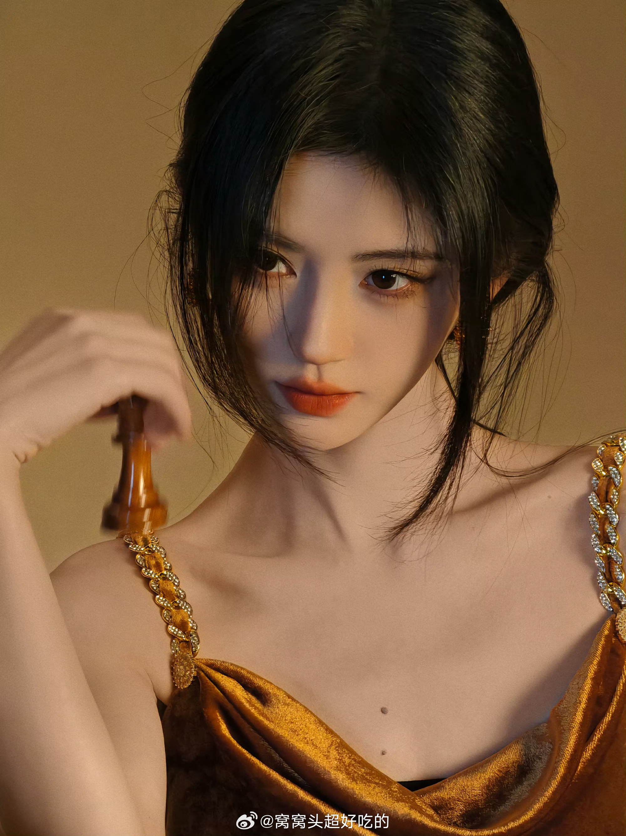 鞠婧祎，好权威的美貌。 