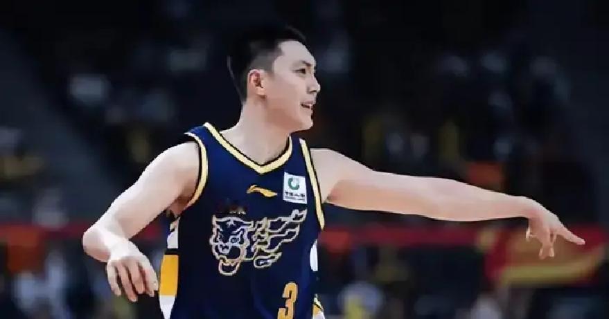 胡明轩刚复出，山西主场悬了
 
广厦最近三场像开挂，孙铭徽场均28分+10助攻，