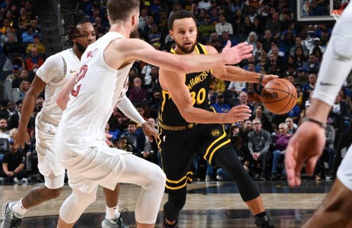 不得不服！骑士118-110勇士，比帅“拆了”科尔三套战术体系
骑士以比帅为核心