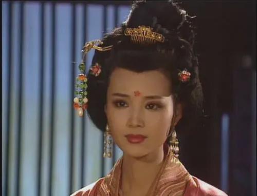 上官婉儿到底有多好色？她一生两嫁父子，成了唐朝第一丑闻女主。古代能在官场上叱咤风