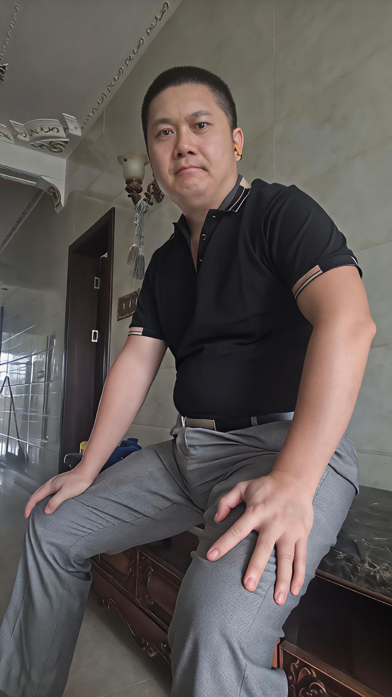 中年感悟 人这一生啊就一堆堆坎坷 人到中年了 经历不完的酸甜苦辣