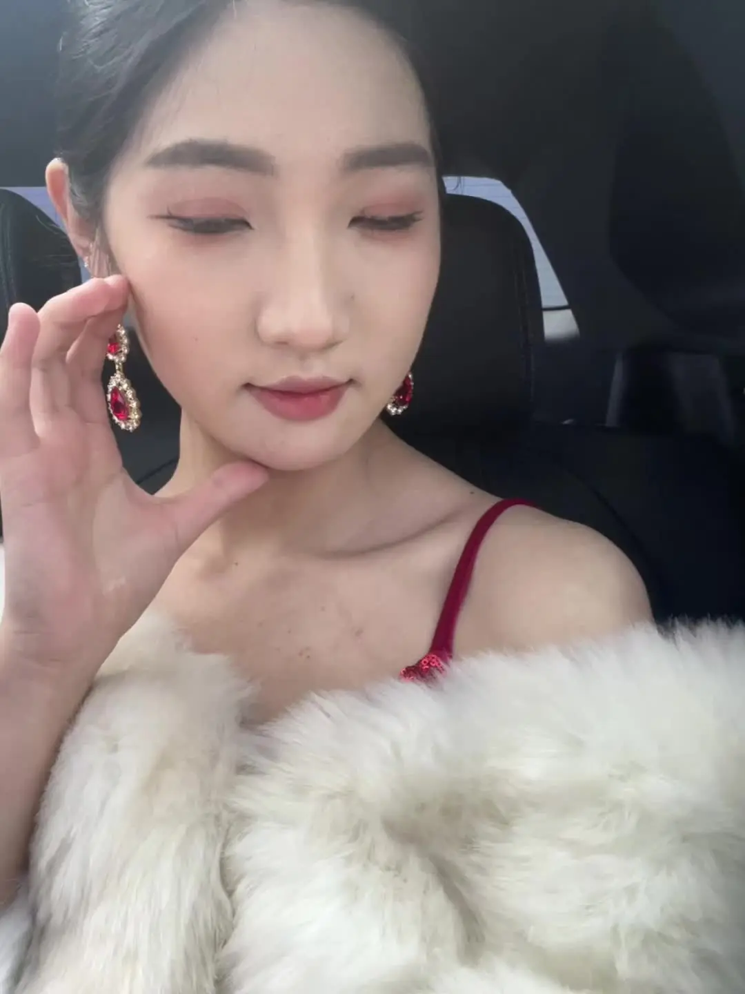 不在乎你的千万钱财 因为我有我的美丽 长公主