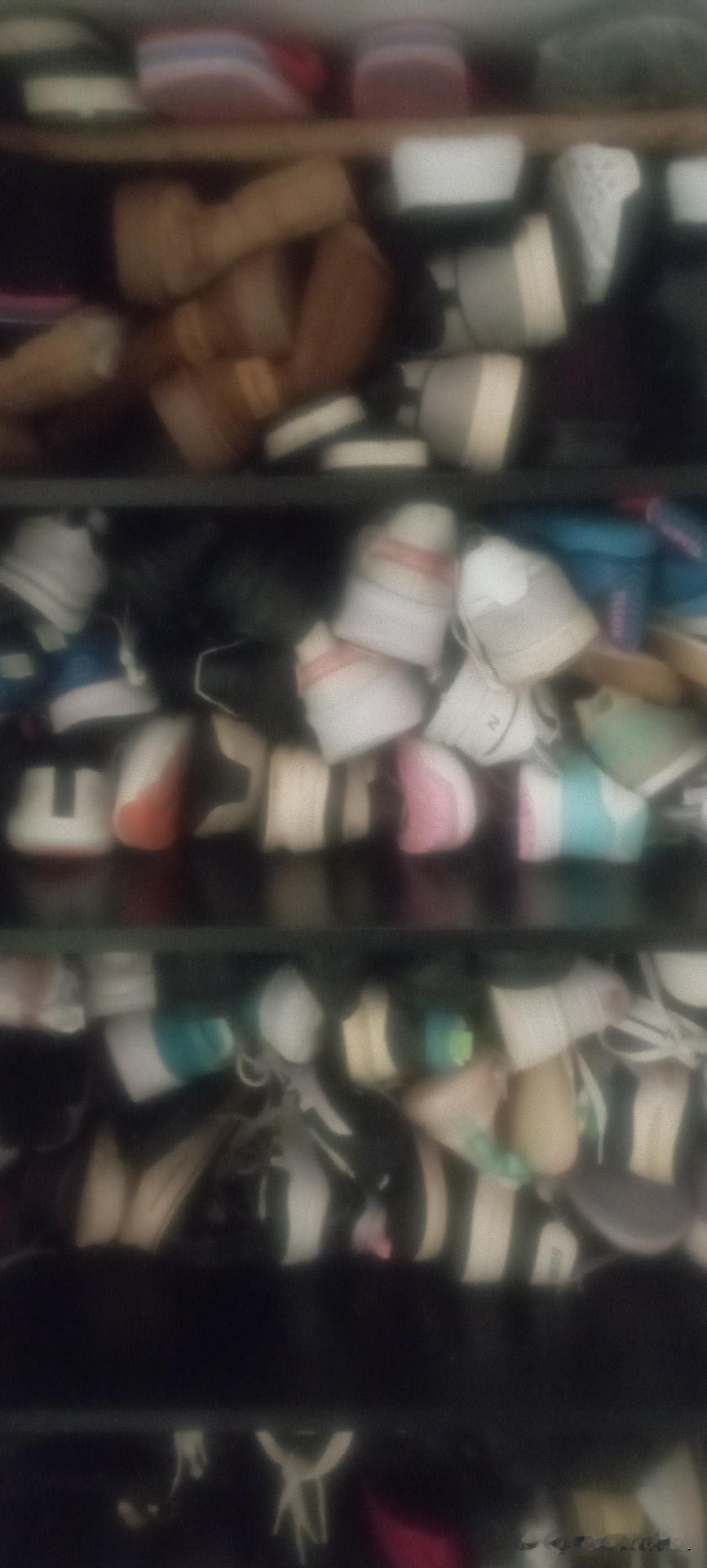 过去有一句俗语，叫做“有的不知穷的苦，饱汉不知饿汉饥”。这世上还有多少人吃不饱穿