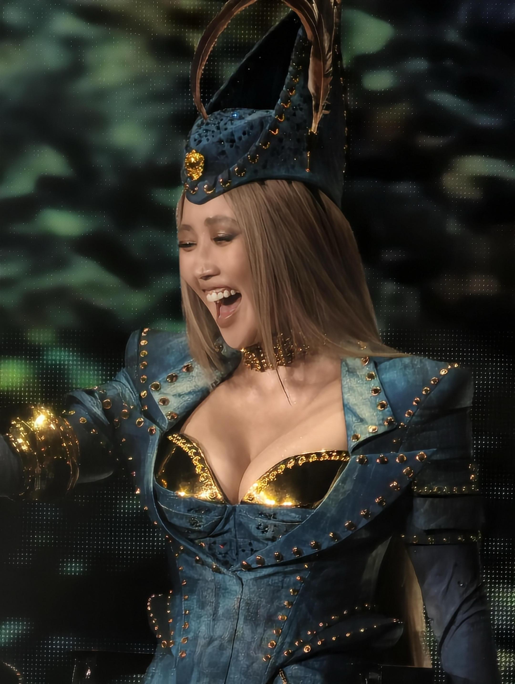 黄丽玲 x 演唱会舞台生图·性感尤物💕