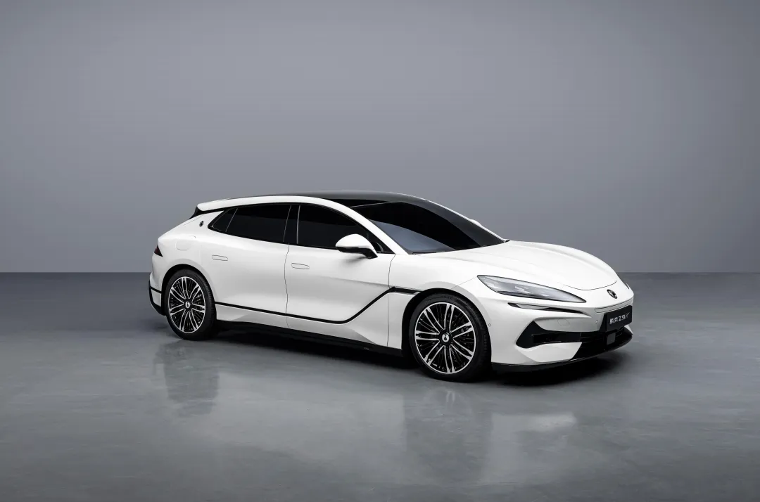 腾势Z9GT明天发布！39.88万交个朋友？