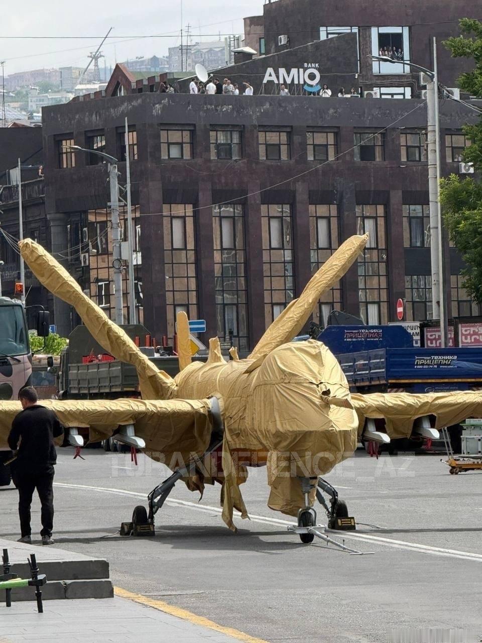 亚美尼亚从中国引进的CH-4察打一体无人机（UCAV）。这些无人机在亚美尼亚为5