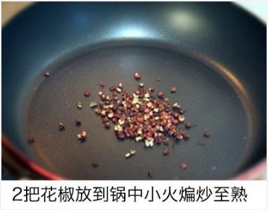 麻婆豆腐吃起来有麻、辣、烫、嫩、酥、香、鲜等口感，给我来一桶米饭！我的宝藏食谱