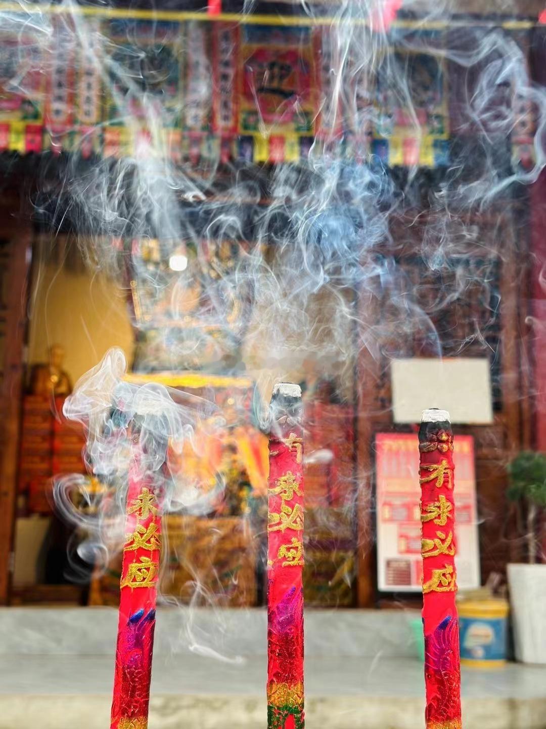 秋分将近，阴阳渐趋平衡，你的时运也到了重新归位”的阶段， 前段时间越是反复的事，