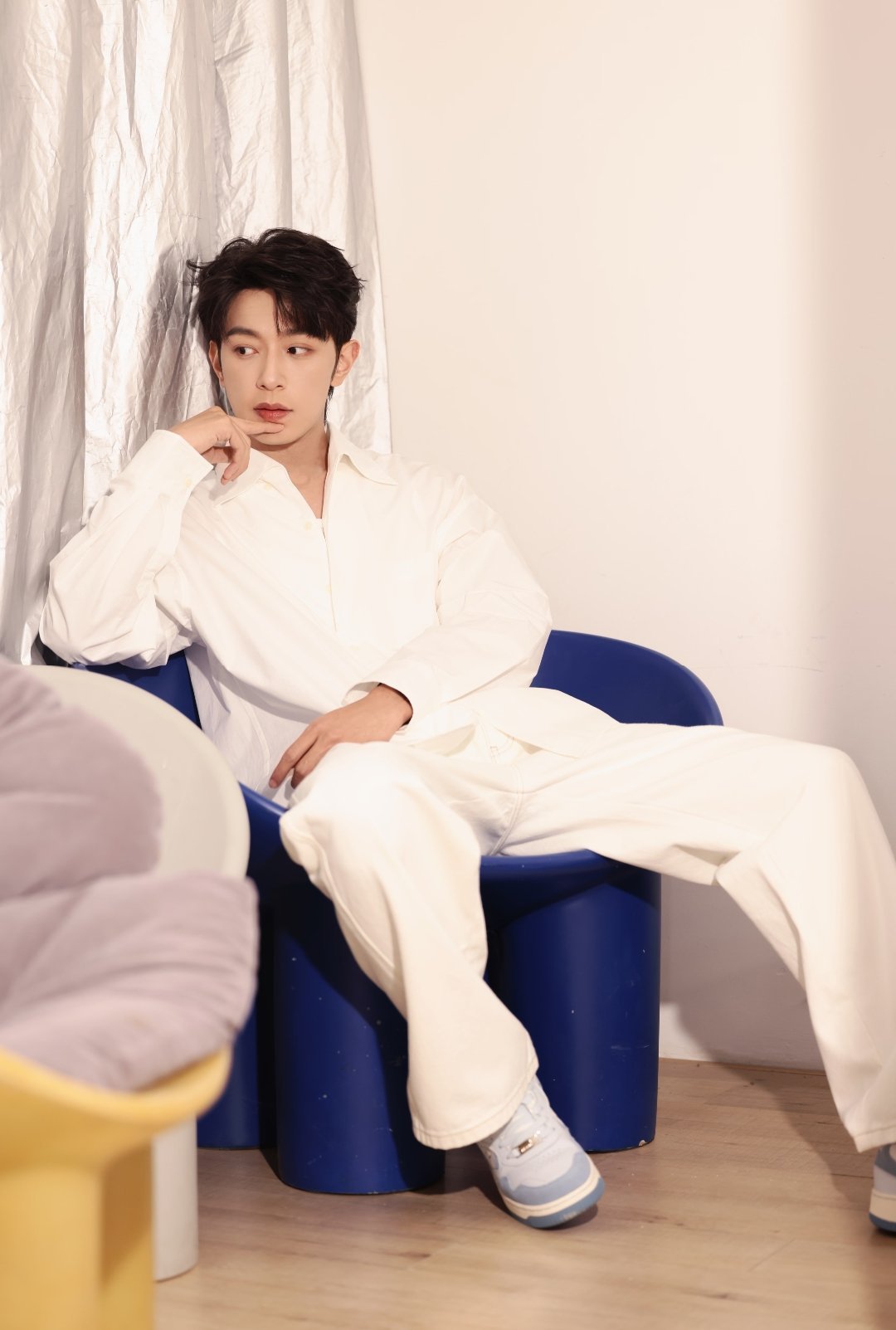 李沛恩分享的一组日常～“晒一个工作间隙的自己📷” 