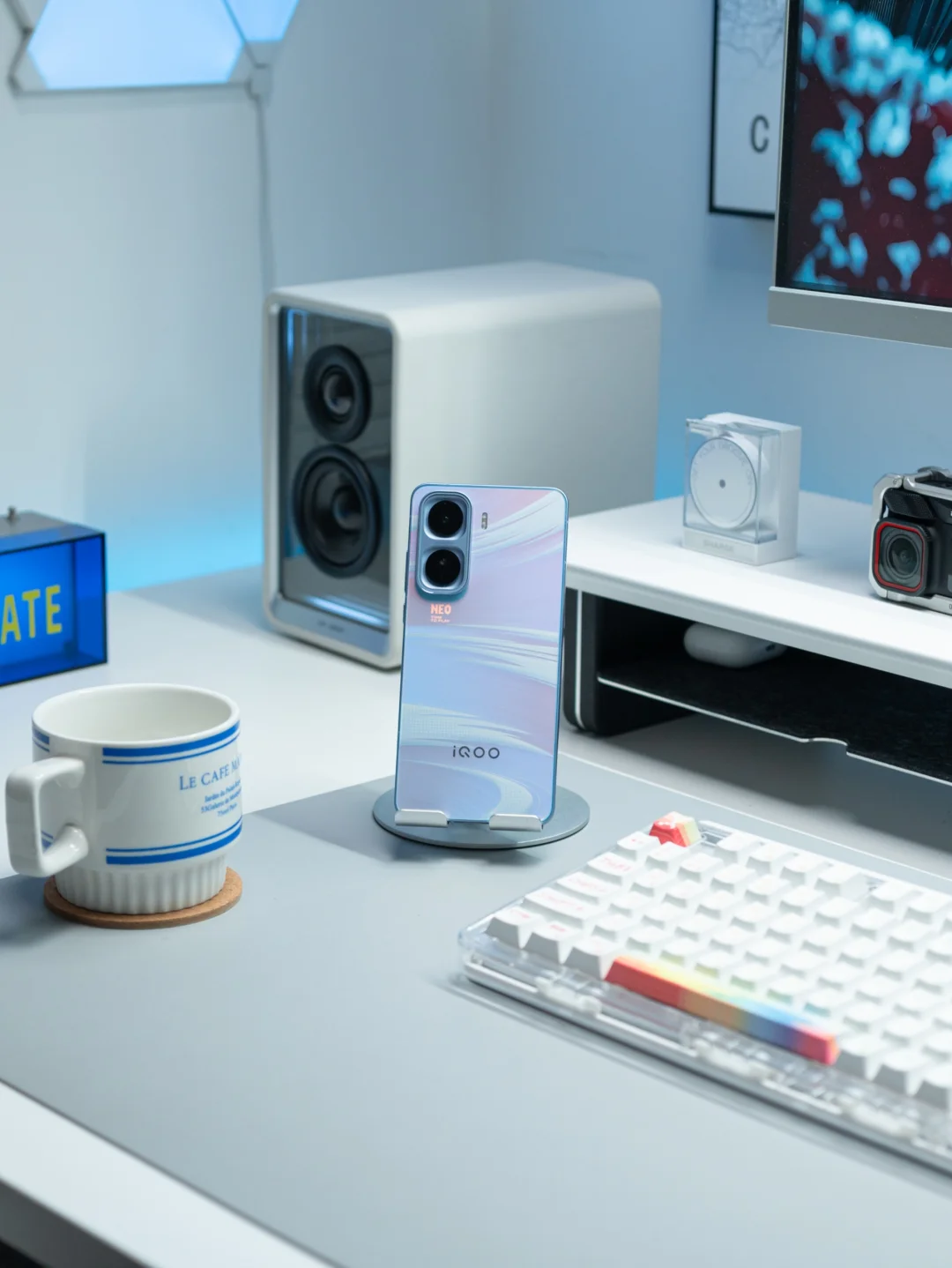 iQOO Neo11上手｜外观设计颜值党狂喜