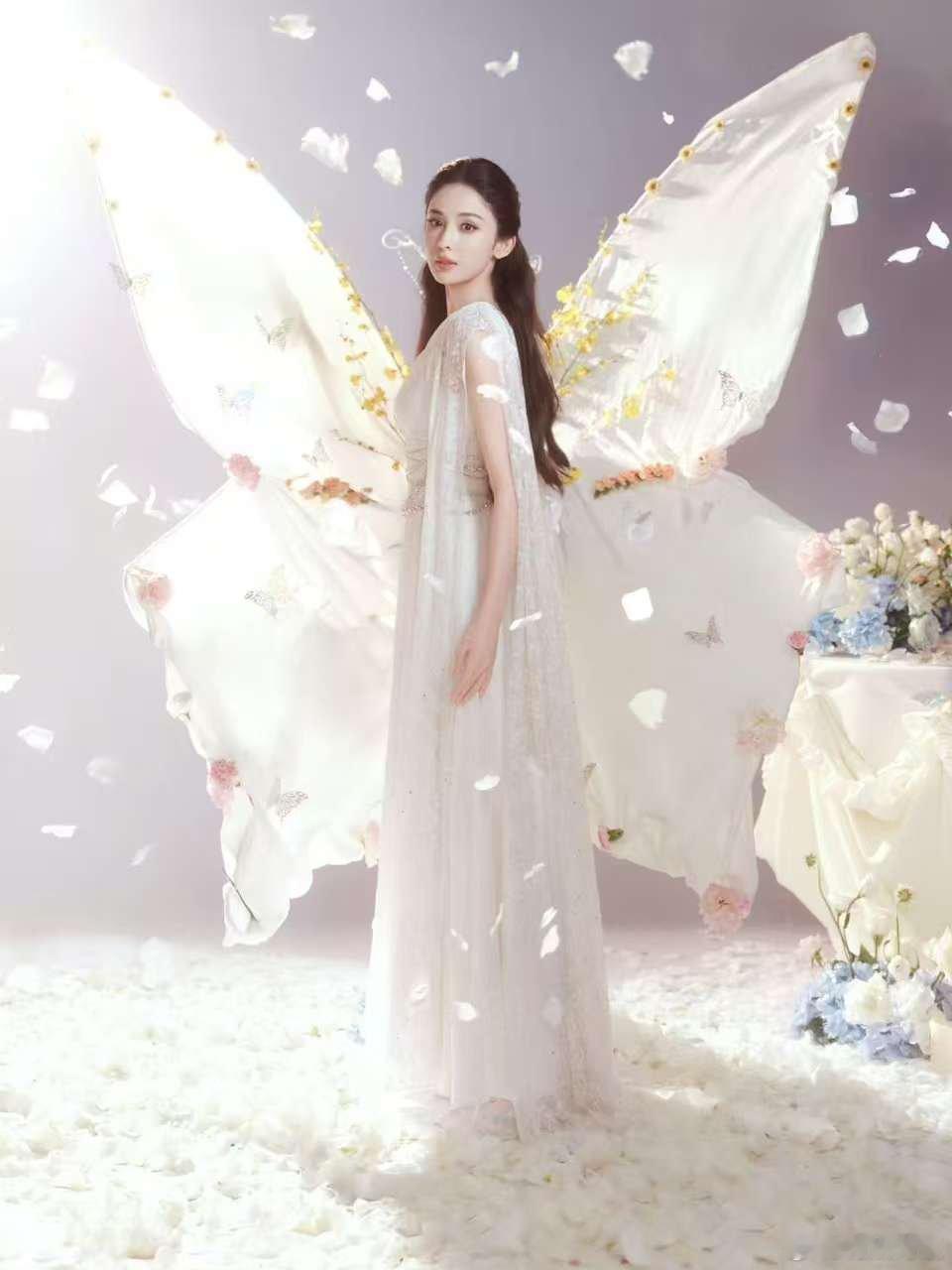 娜扎蝴蝶白裙，好美，