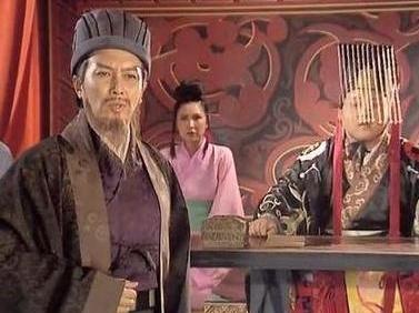 刘禅投降后写了3字，司马昭不敢杀他，群臣不解，司马昭：倒着读

当蜀汉国势日渐衰