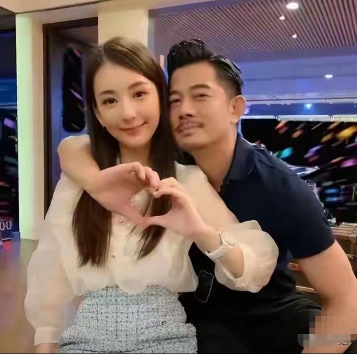 郭富城和方媛这种老夫少妻的模式让人可以勉强接受吗？虽然郭天王年龄比方媛大22岁，