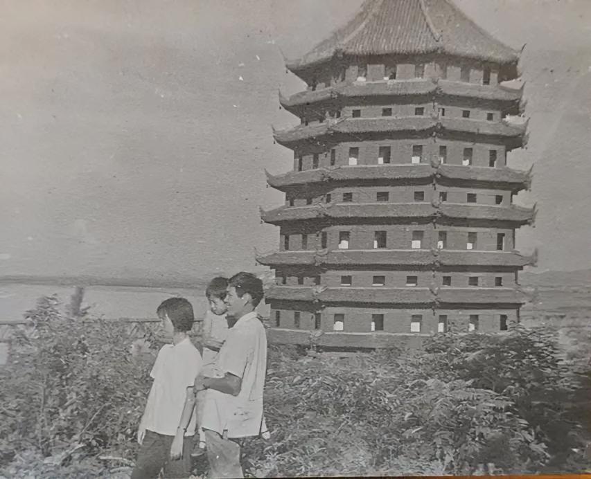 哪位老师知道这是哪个地方的塔？