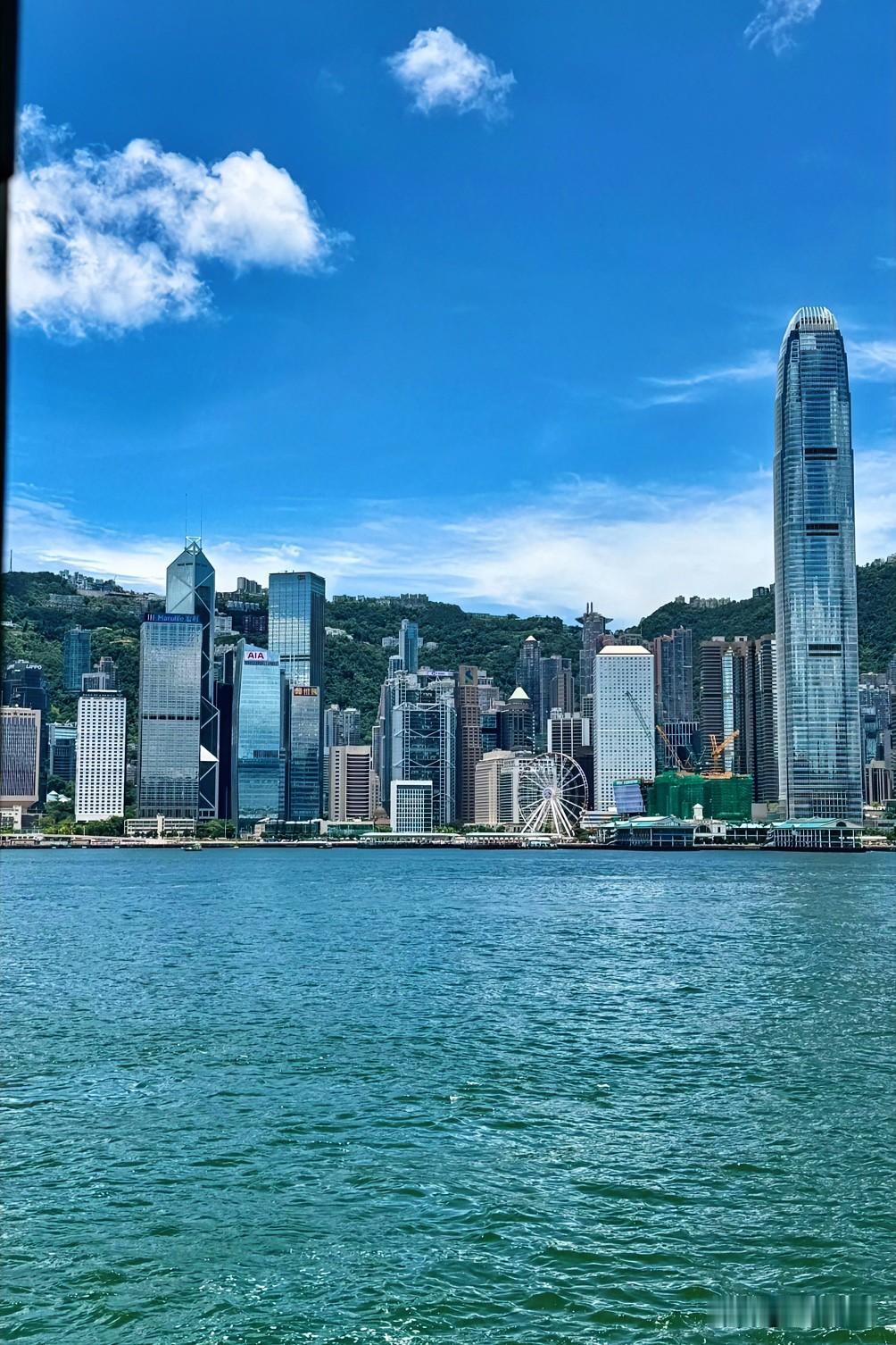 经济条件不对等的婚姻，
连吵架都像是在上门讨债。

经济条件差太多的两口子，就算