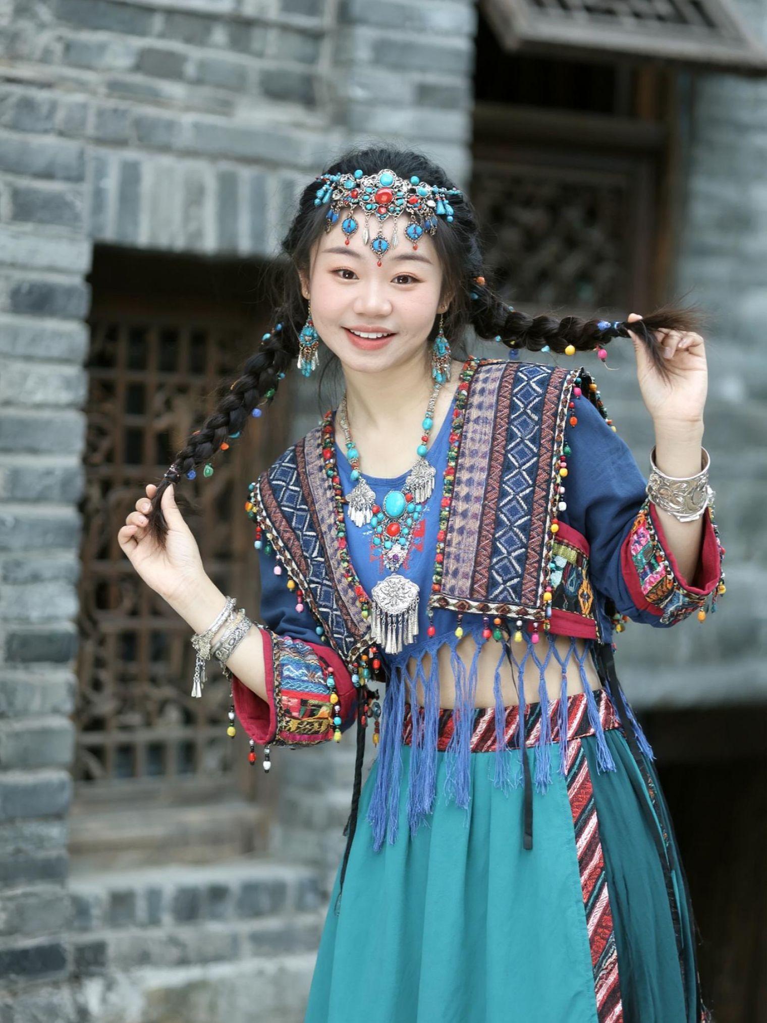 AI苗疆风情写真