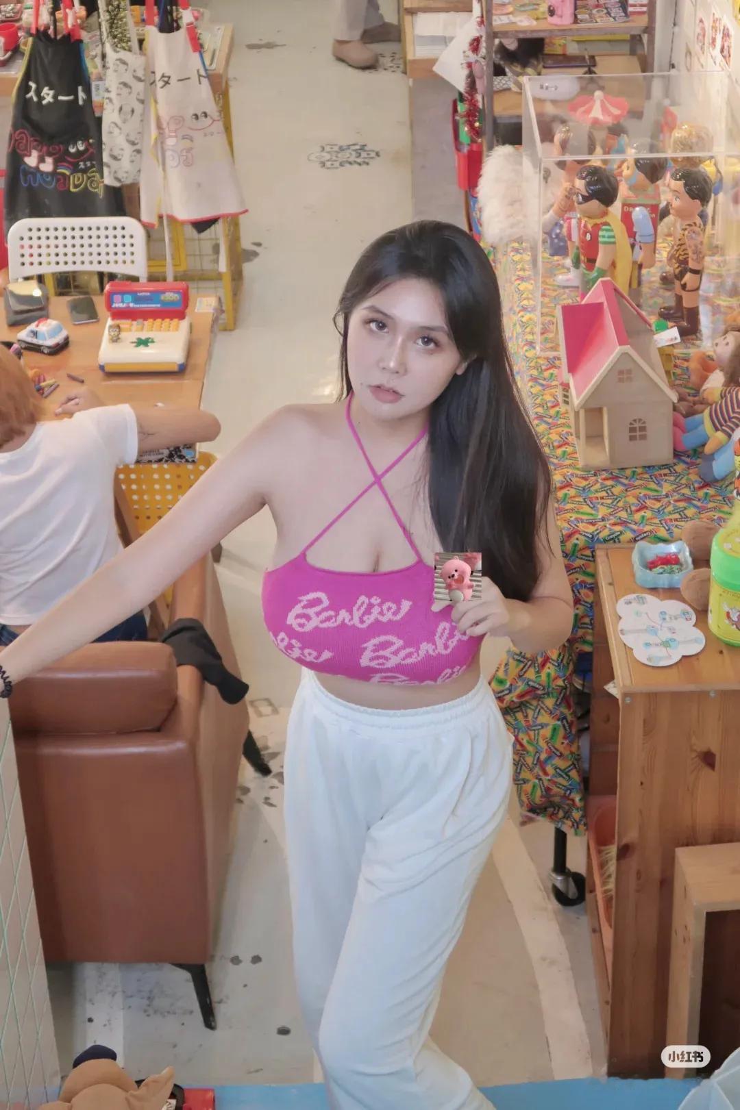 话说台湾近几年就推出了许多颜值和气质都相当不错的新晋博主，而AIbee就是其中之