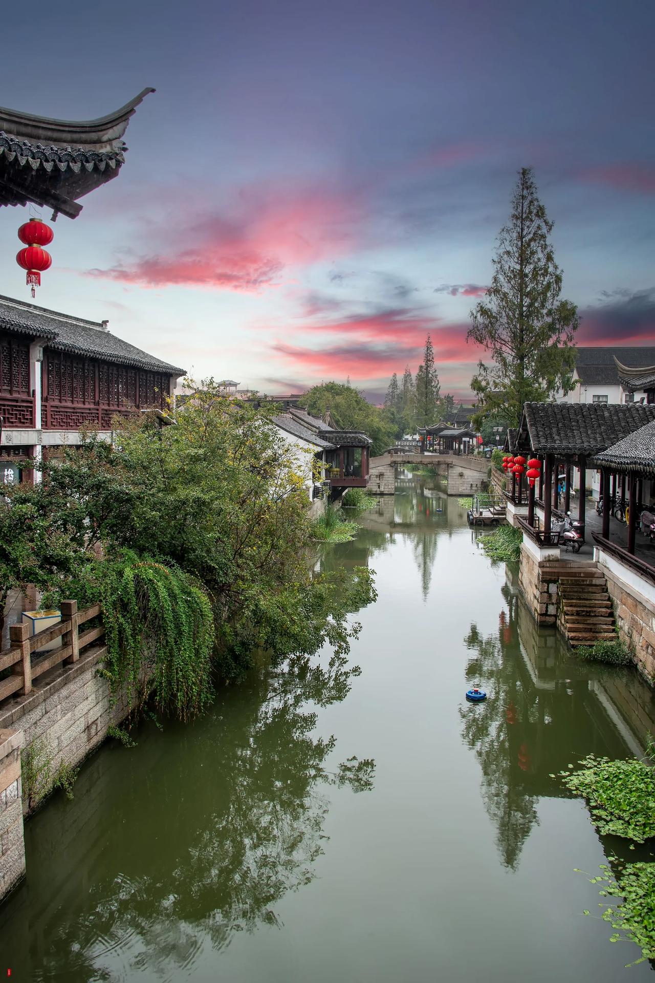 江南水乡
古城#宁静质朴的水乡# #古城慢半拍# 
#嘉兴市西塘风景# 
（沈培