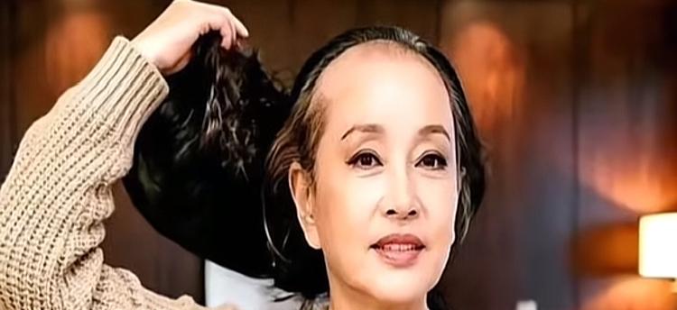 刘晓庆拿掉假发时的一幕