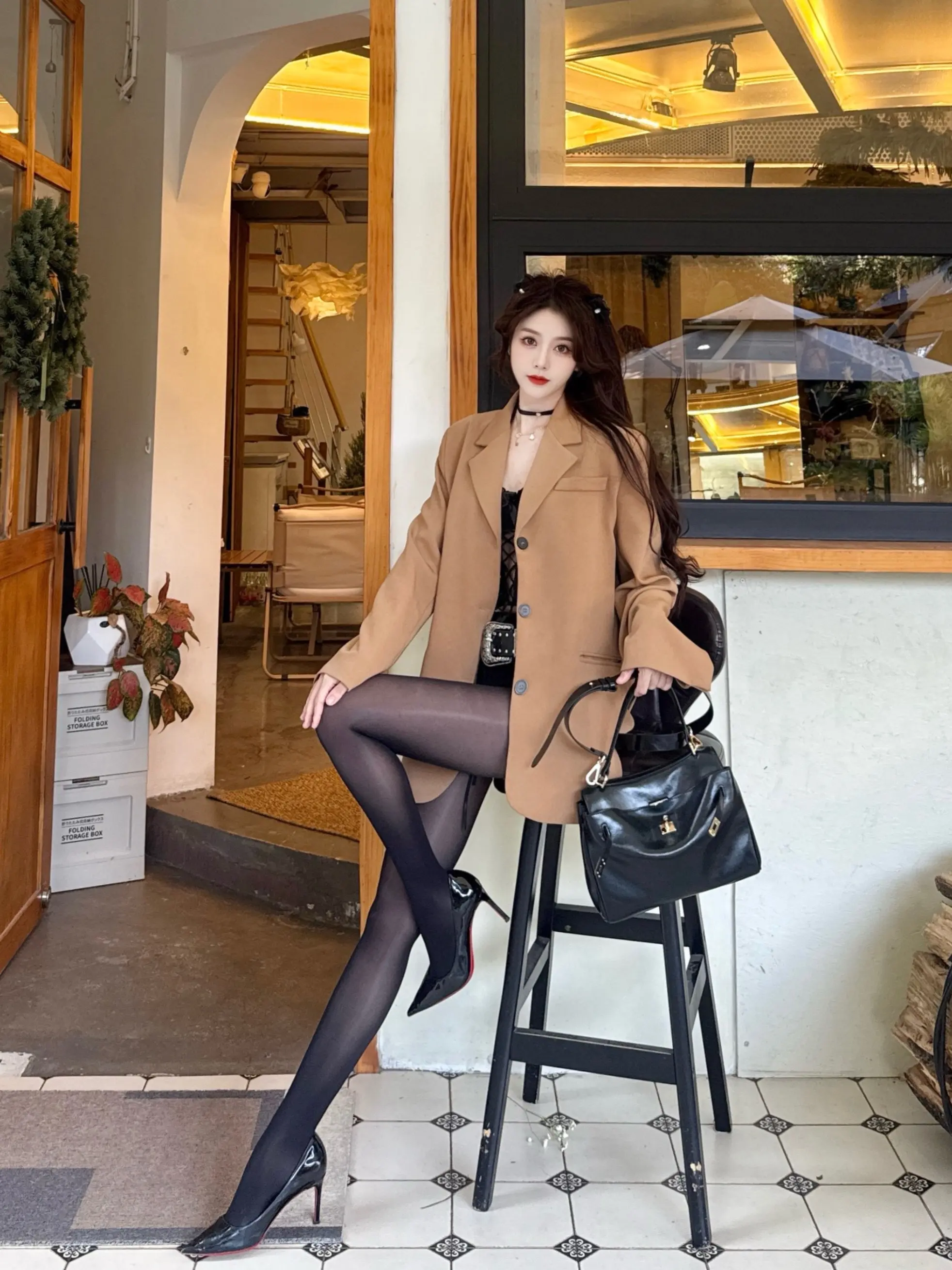 爱着你 像心跳 难触摸～