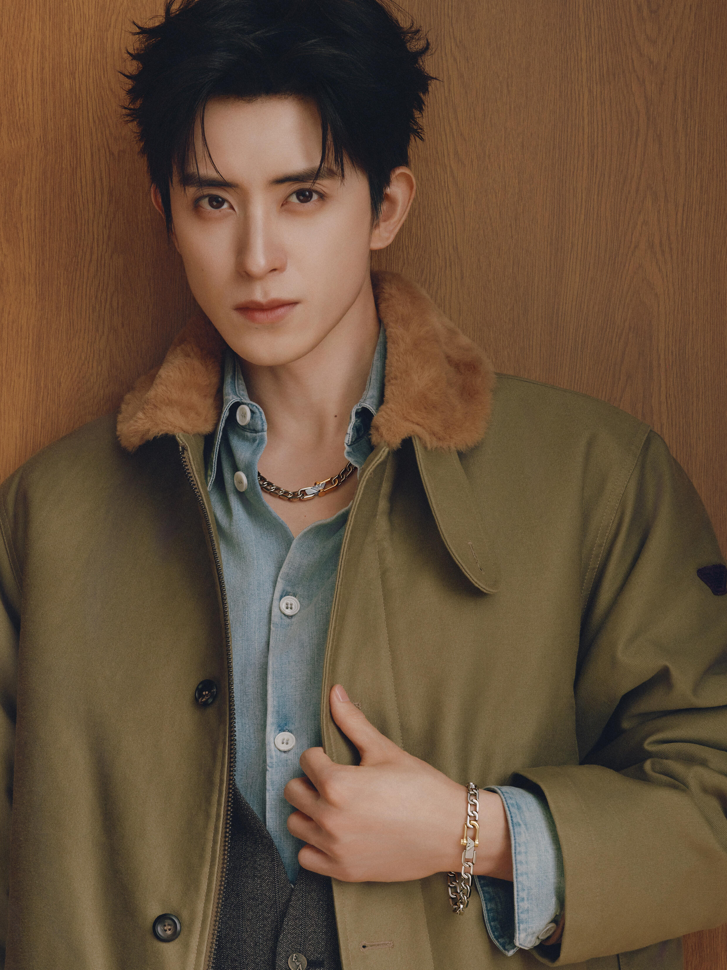敖瑞鹏｜Emporio Armani 全新商务官宣！出任 Emporio Arm