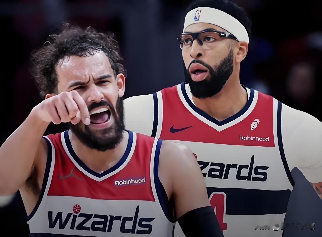 一夜之间NBA五笔重磅交易

1. 独行侠4换9奇才：独行侠送戴维斯、哈迪、拉塞