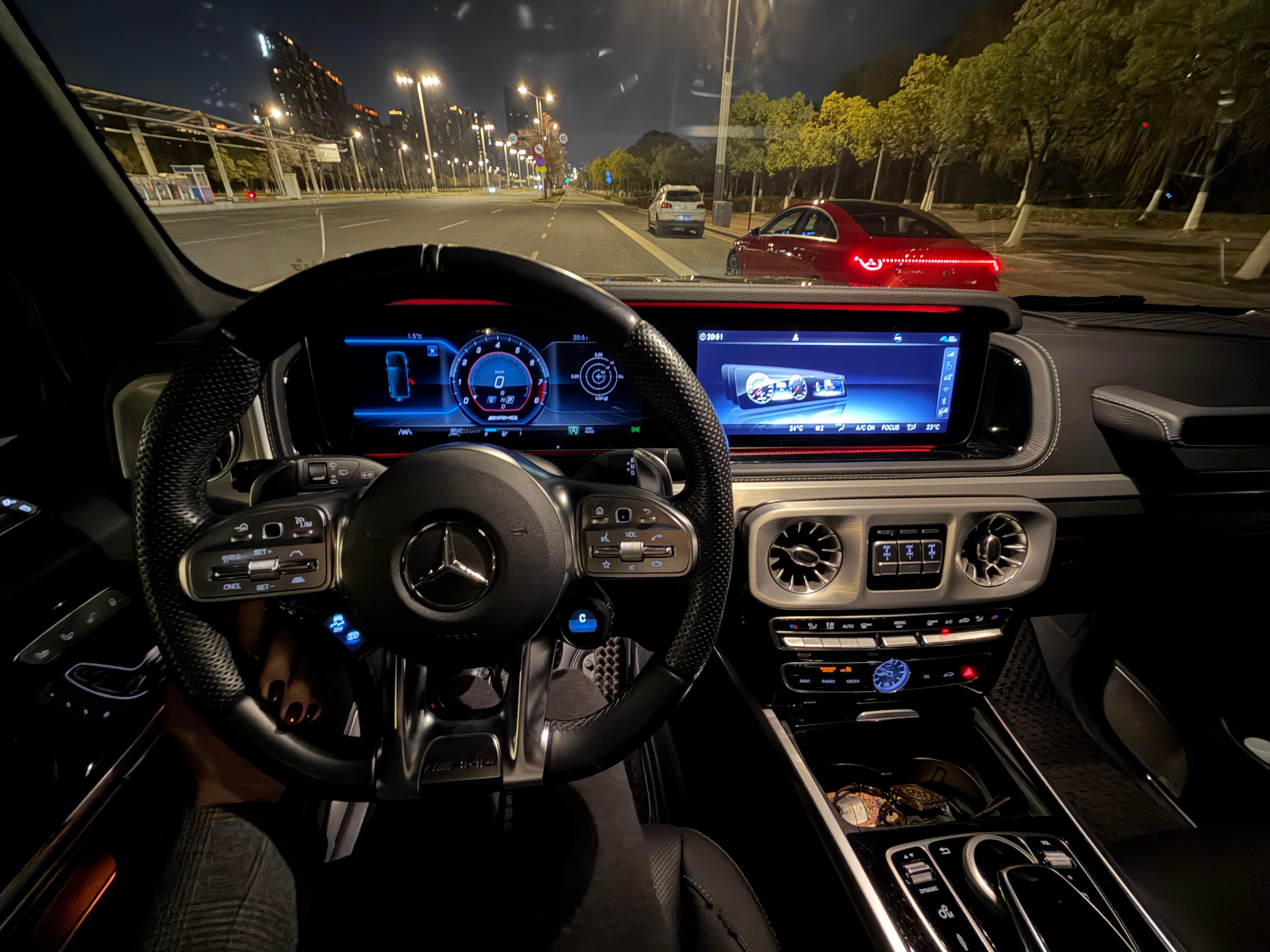 圣诞快乐🧑🎄还没下班，今天整点儿氛围感的内容～ 