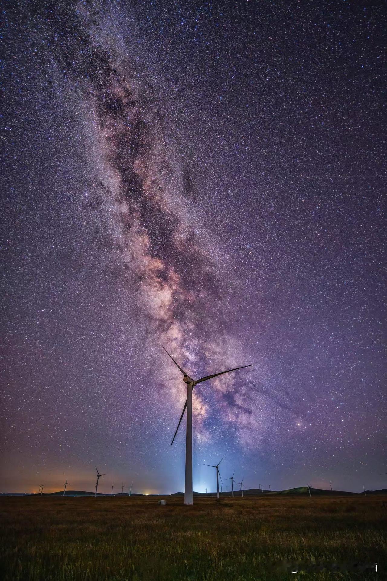 聪明女人在婚姻里最清醒的活法，只是把丈夫当爱人，而不是亲人，夫妻没有血缘兜底，女