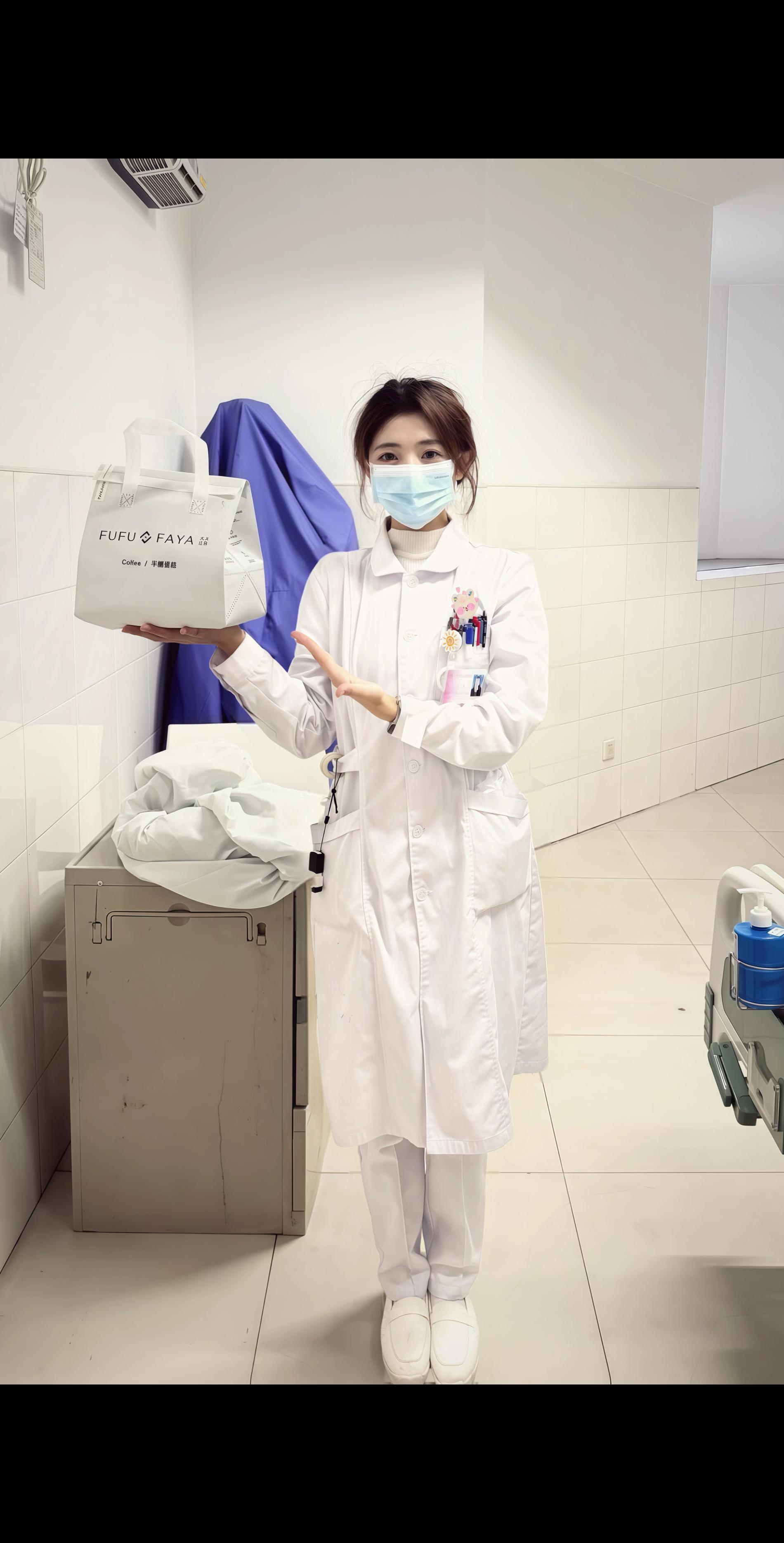 我是学护理的 我想吃就吃 你不行 你得禁食