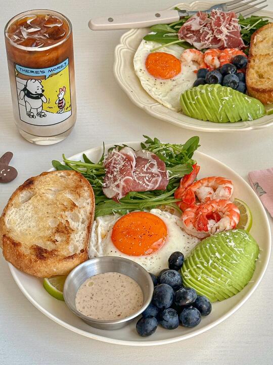 ☀️理想Brunch🍽️火腿沙拉🥗面包牛油果拼盘