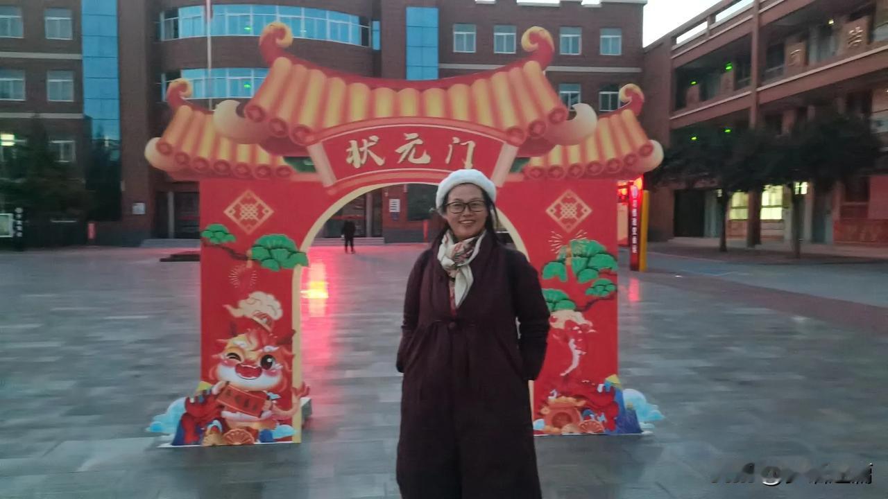 “生而不有，为而不恃，功成而不居”。活得通透的人，懂得世间之物，我们从未真正持有