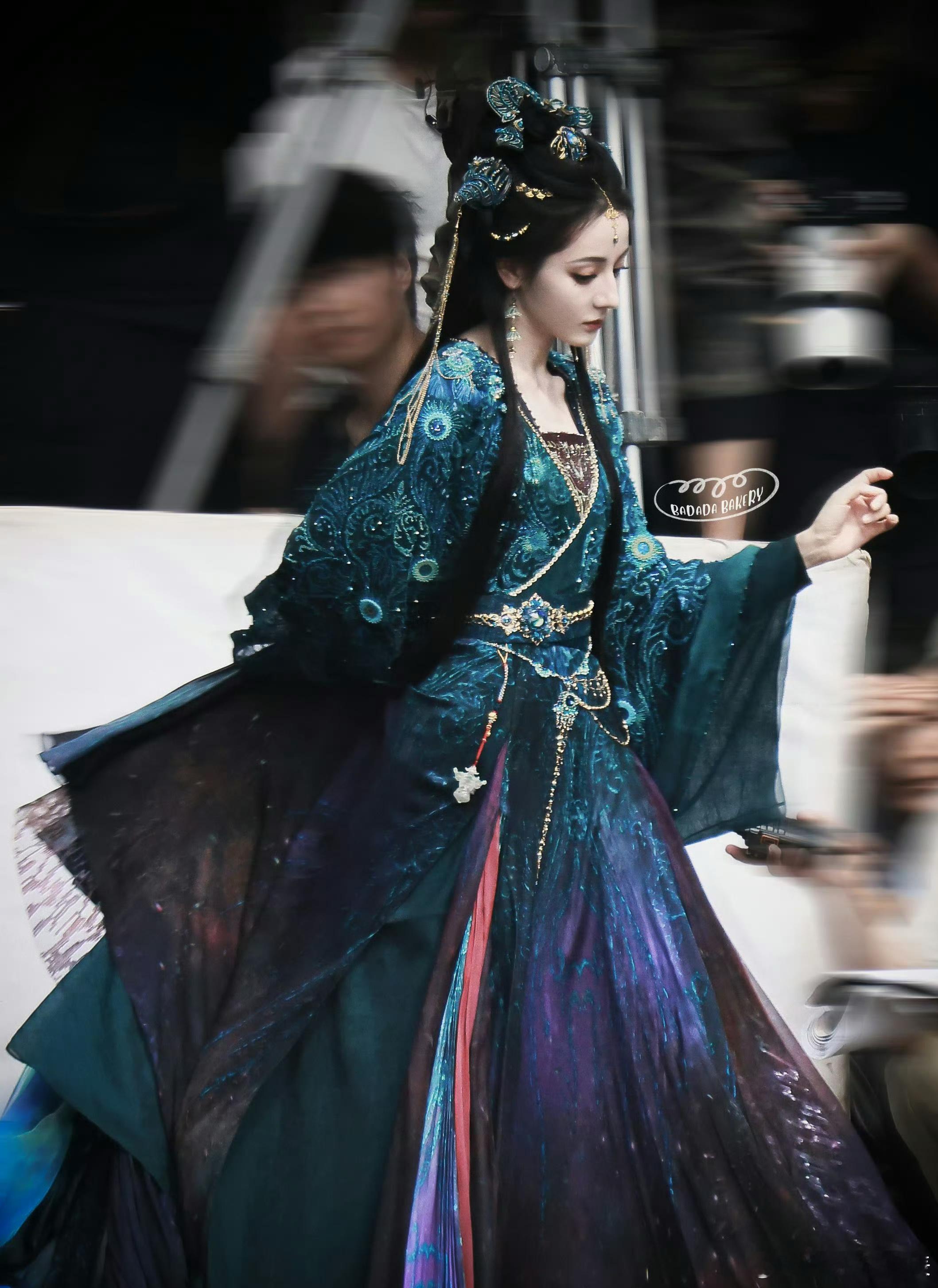 《慕胥辞》路透🈶万灵之主热巴真的狠狠惊艳到我[哇][哇] ​​​