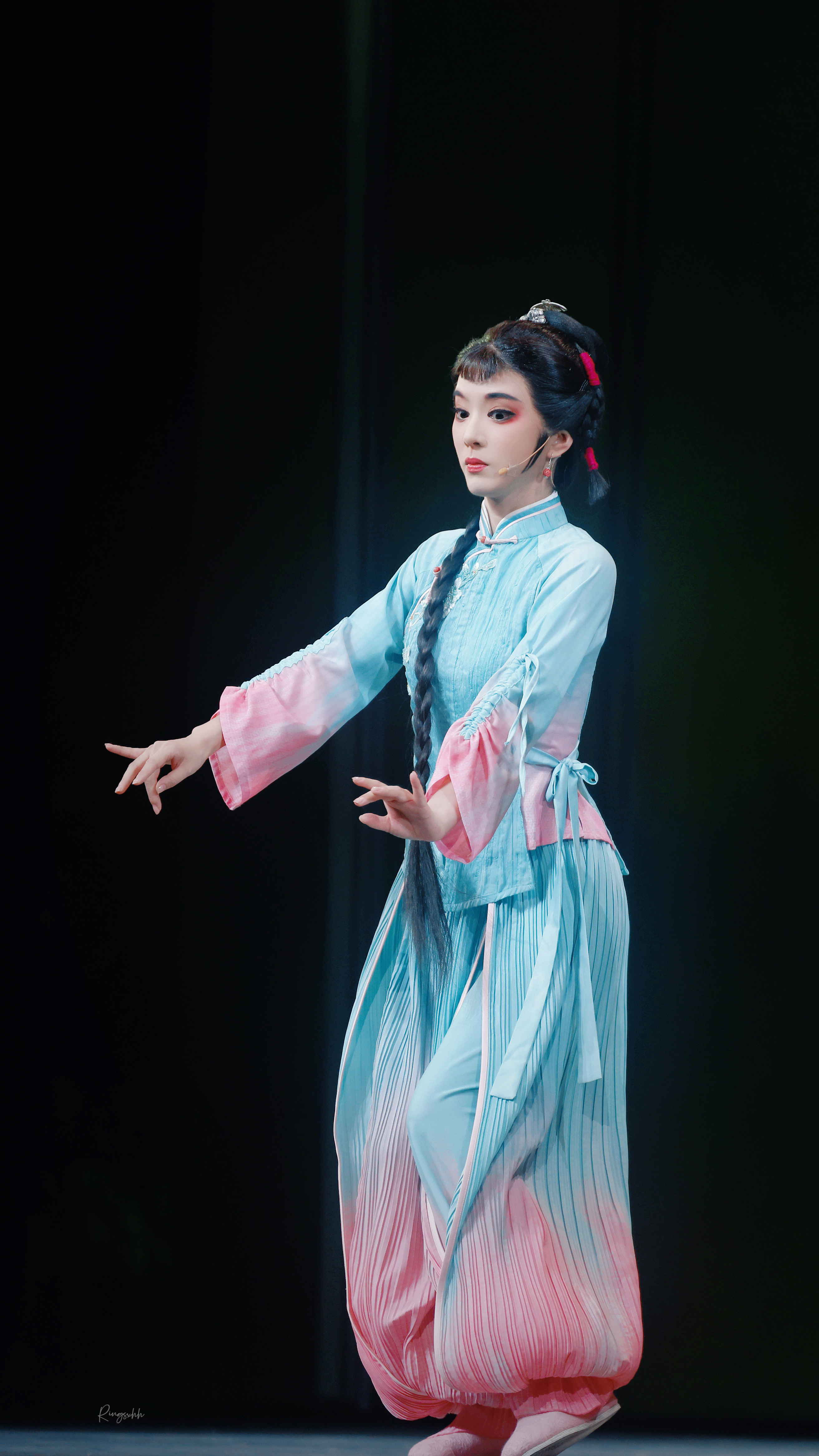 软萌，亲之 