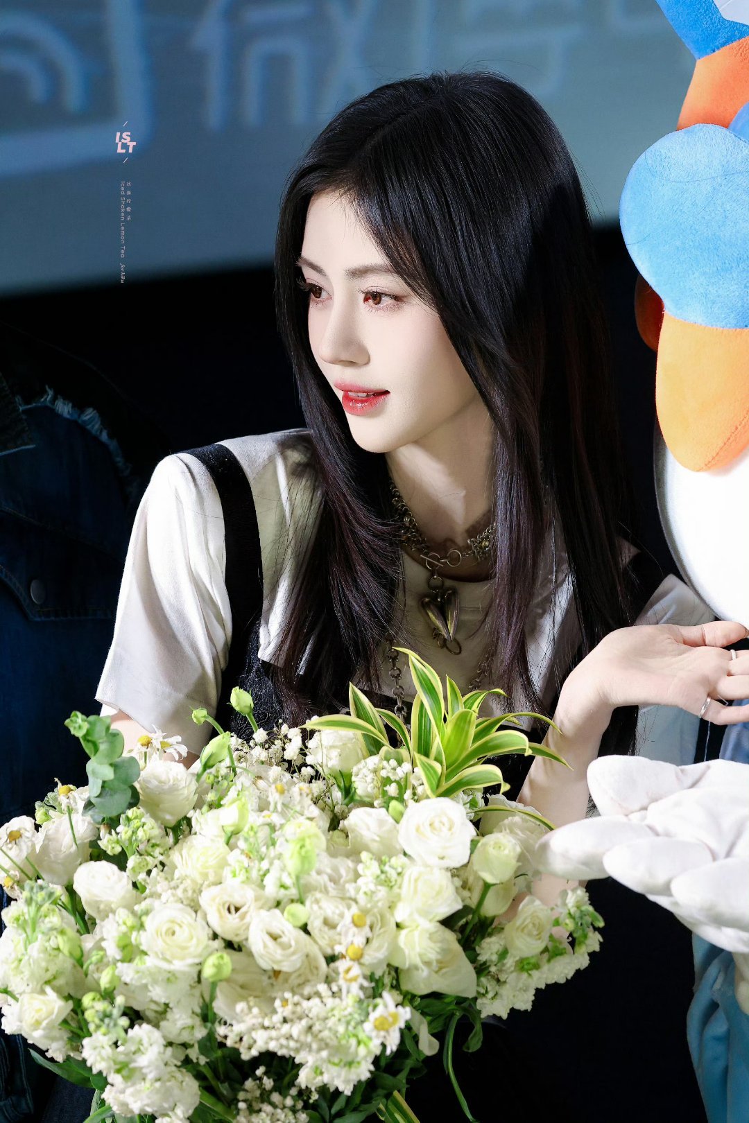 鞠婧祎 jjy﻿鞠婧祎苏绿夏 𝓡𝓮𝒶𝒸𝒽 𝓸𝓊𝓉 𝒶𝓃𝒹 