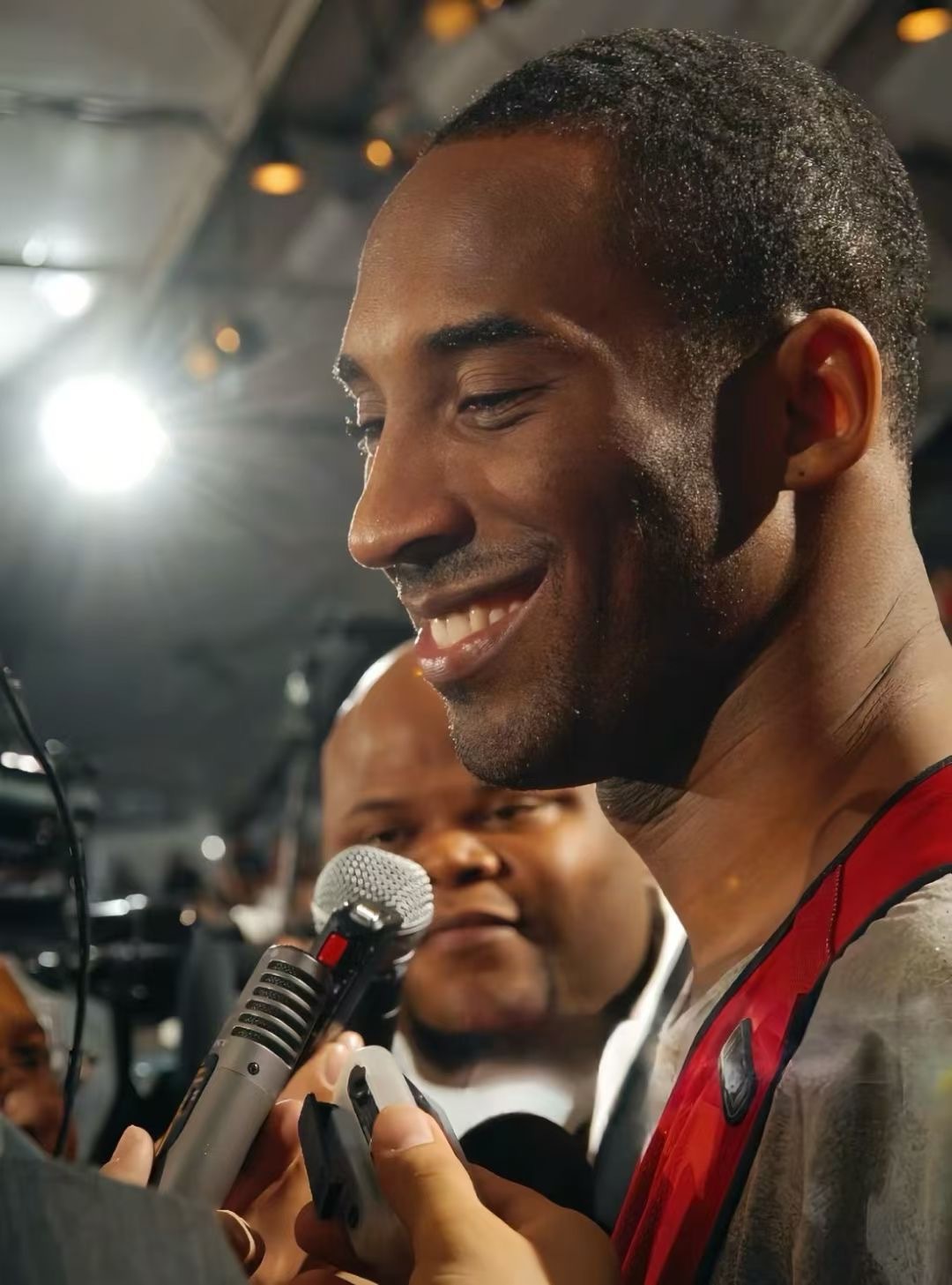 如果有人说你不够好时，也许真的不是你不够好，而是他们没看见你走在他们规定的路线上