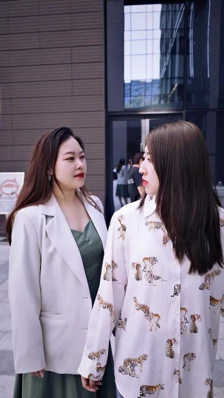 女人太强势就注定悲哀一生？我觉得不能一概而论。
有个朋友很强势，总以自我为中心，