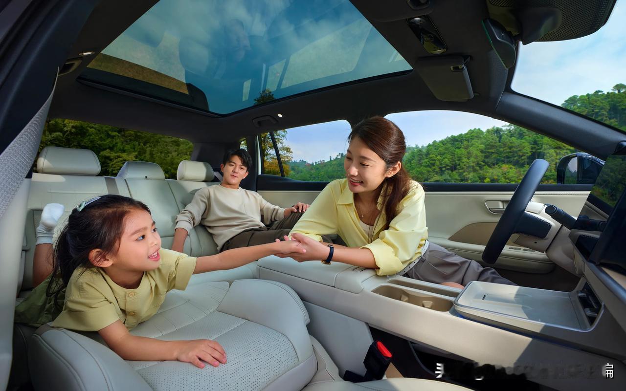 作为资深汽车爱好者围观 这次广汽丰田的发布会，现在汽车市场里，智能化那可是未来发